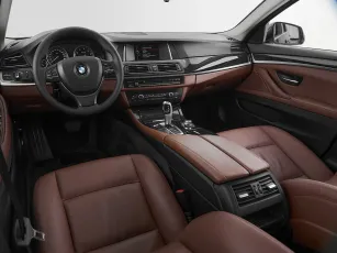 BMW  7