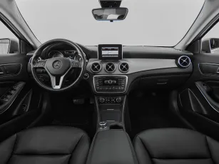 Mercedes-Benz  8