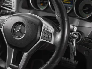 Mercedes-Benz  13