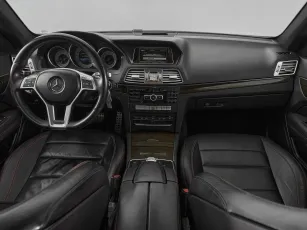 Mercedes-Benz  9