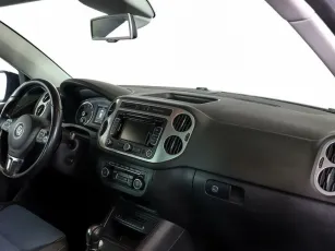 Volkswagen  5