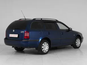 Skoda  6