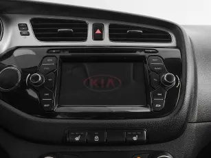 Kia  15