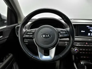 Kia  6