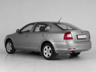 Skoda  4