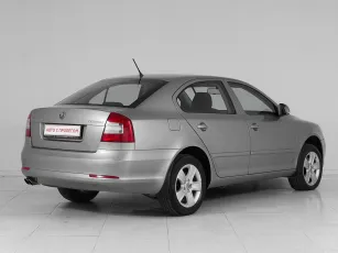 Skoda  6