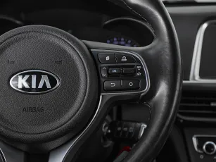 Kia  12