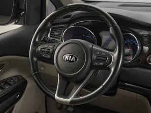Kia  10