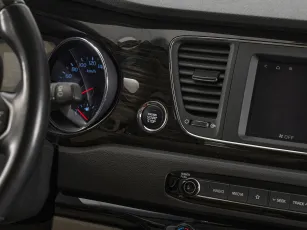 Kia  13