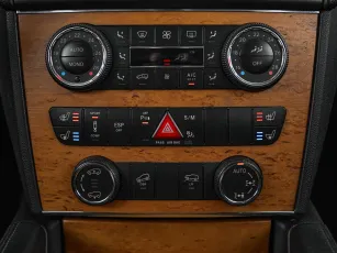 Mercedes-Benz  19