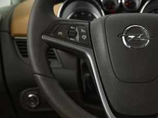 Opel  12