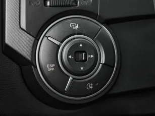 SsangYong  16
