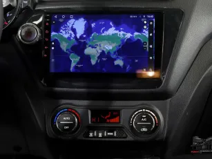 Kia  12
