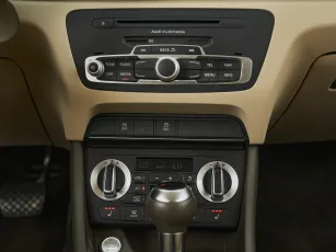 Audi  16