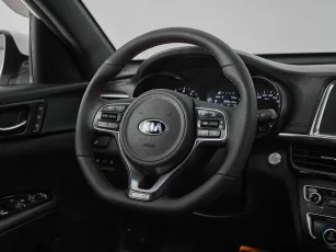 Kia  11