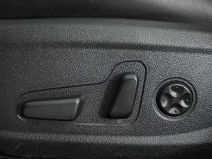Kia  16