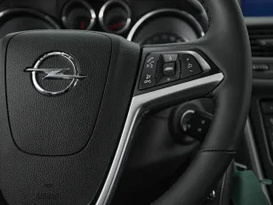 Opel  12