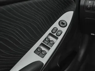 Hyundai  13