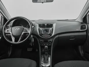 Hyundai  8