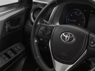 Toyota  10