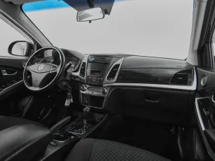 SsangYong  9