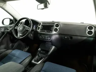 Volkswagen  5