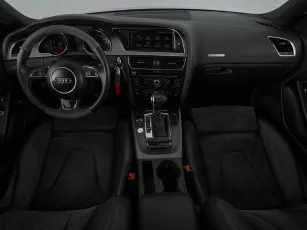 Audi  8