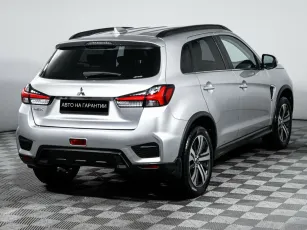 Mitsubishi  3