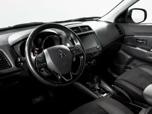 Mitsubishi  8