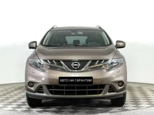Nissan  2