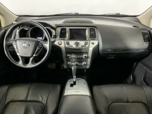Nissan  8