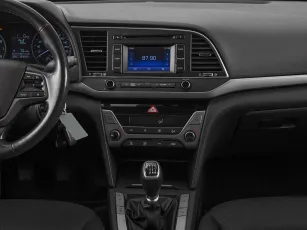 Hyundai  15