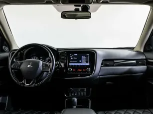 Mitsubishi  6