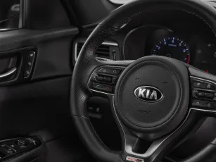 Kia  12