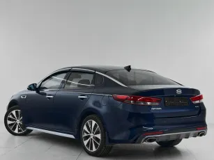 Kia  4