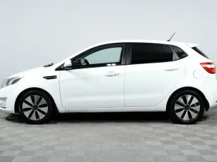 Kia  3