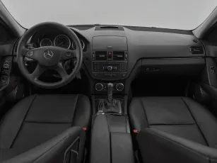 Mercedes-Benz  8