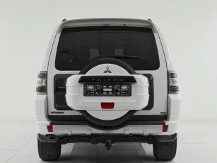 Mitsubishi  5
