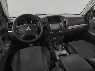 Mitsubishi  7