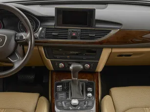 Audi  16