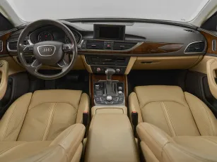 Audi  8