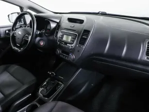 Kia  5