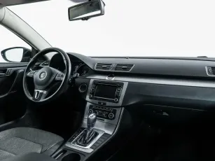 Volkswagen  7