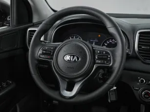 Kia  10