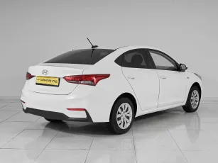Hyundai  6