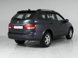 SsangYong  6