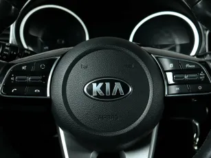 Kia  16