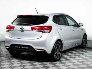 Kia  3