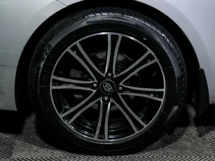 Kia  5