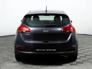 Kia  6